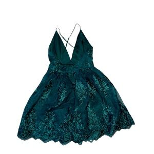 SMALL Lulus A Love To Remember Emerald Green Lace Backless Skater Dresss